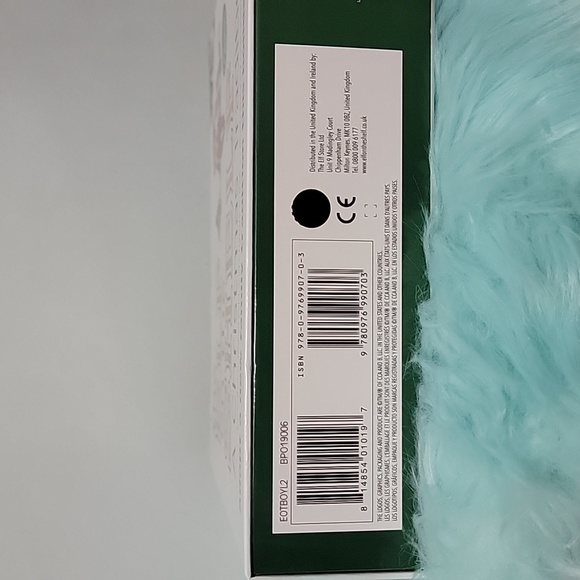 The Elf on the Shelf A Christmas Tradition - Boy - Picture 9 of 11